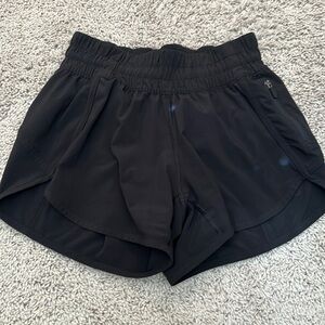 Lululemon Track That High-Rise Lined Short 3”